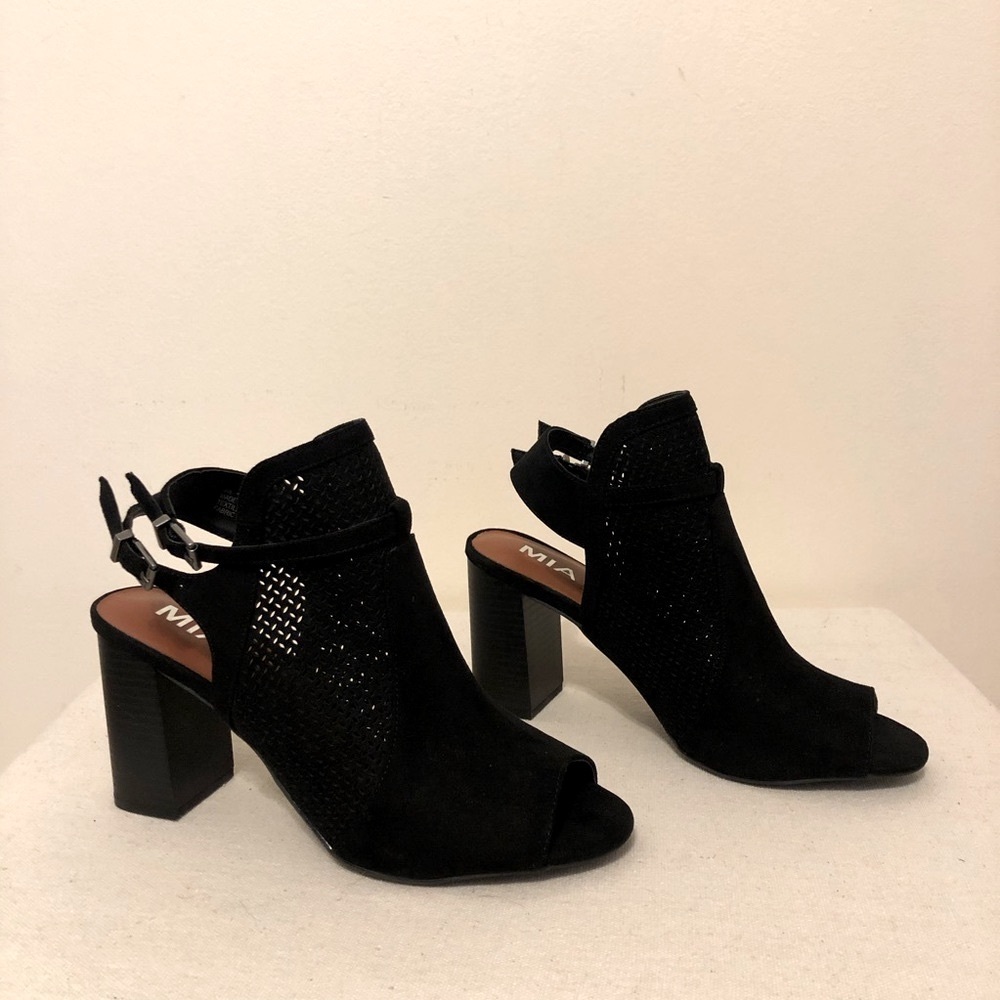 MIA Open Toe Black Sling Back Block Heels Chic Mobwife Sexy Witchy - Picture 2 of 11